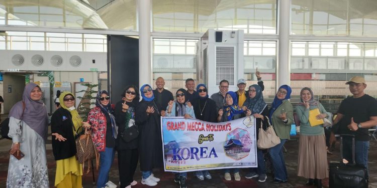 Grand Mecca Goes to Korea